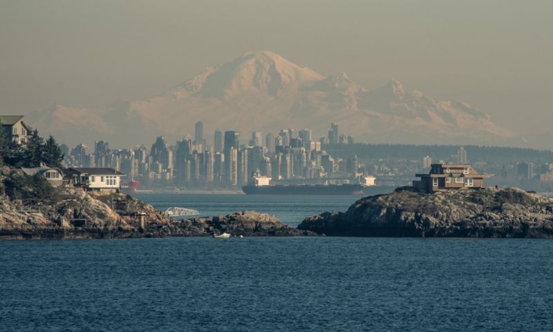 Local Tile Roof Cleaning in Vancouver, WA